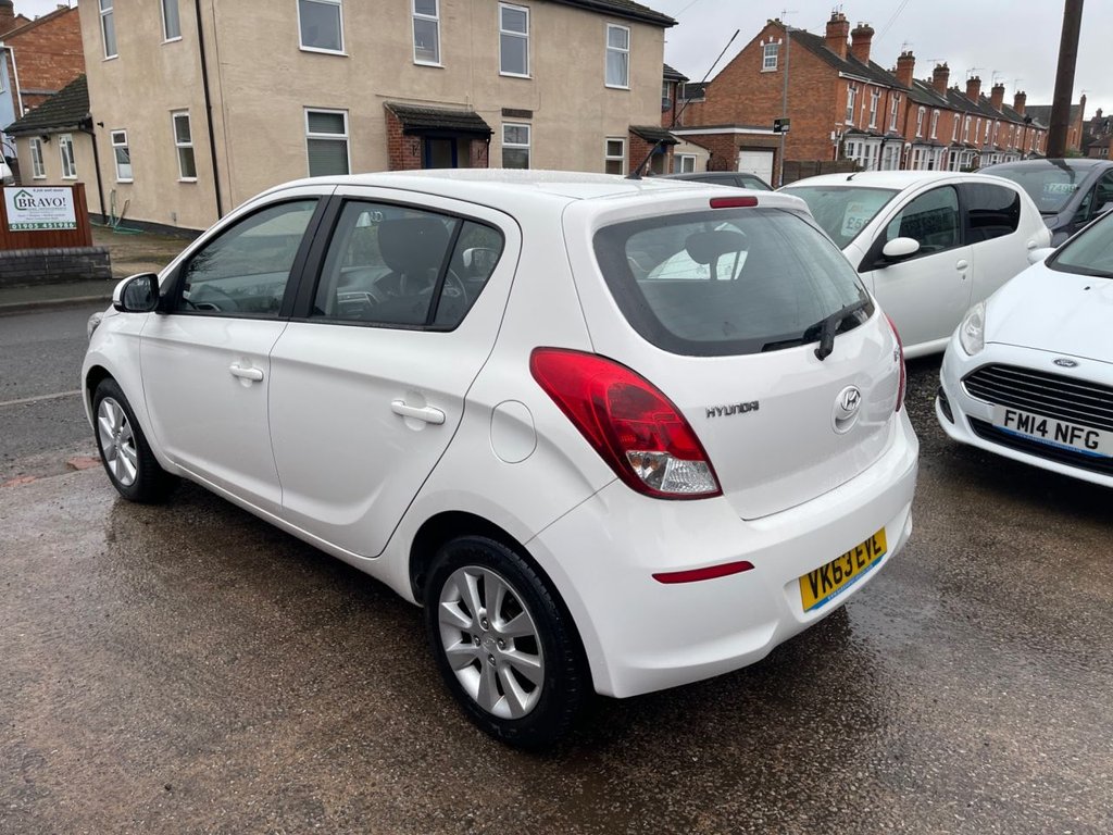 Used Hyundai i20 2013 for sale - 77693624: Photo 39