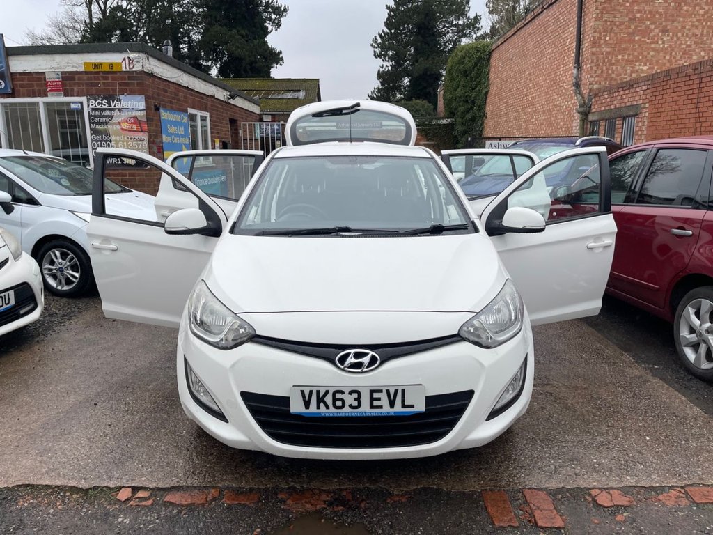 Used Hyundai i20 2013 for sale - 77693624: Photo 6