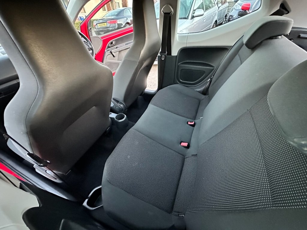 Used Volkswagen up! 2014 for sale - 76570577: Photo 13