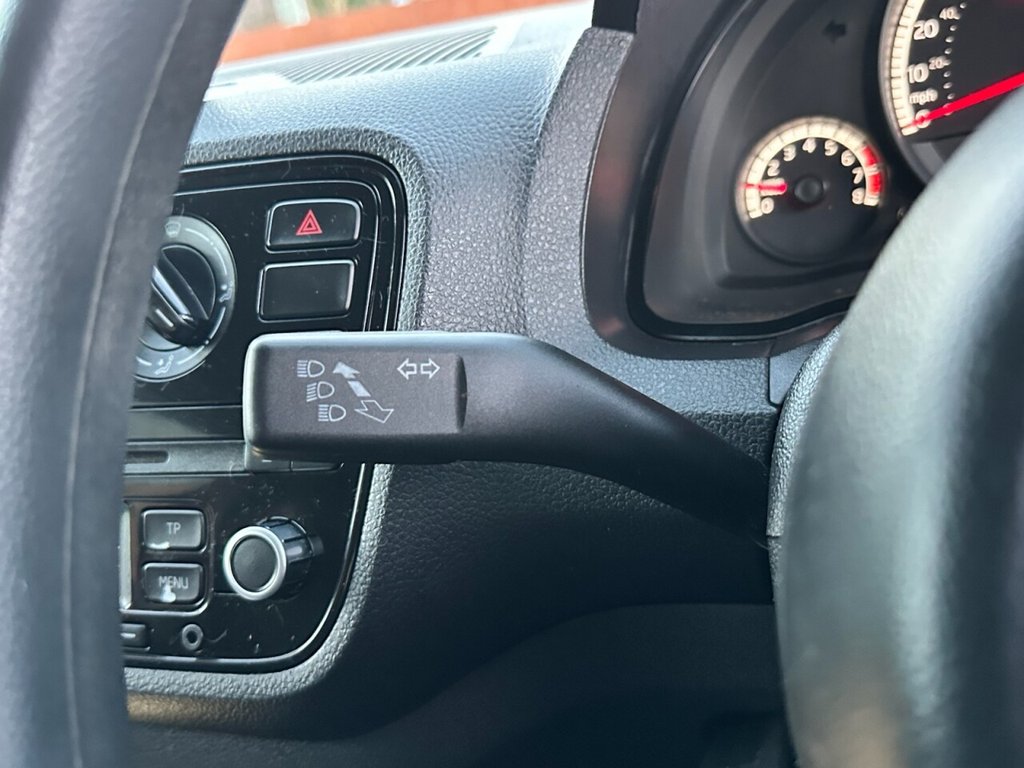 Used Volkswagen up! 2014 for sale - 76570577: Photo 23