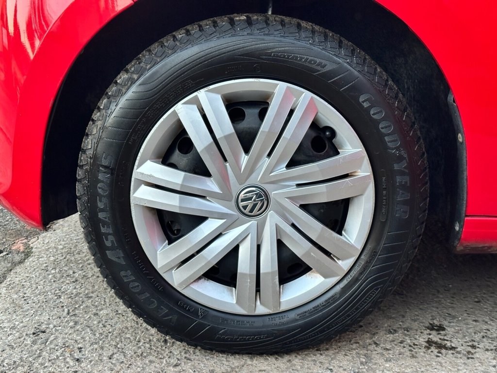 Used Volkswagen up! 2014 for sale - 76570577: Photo 26