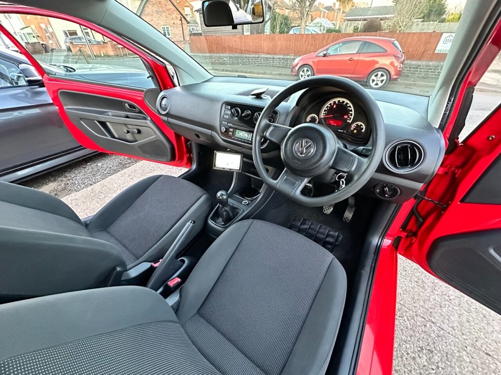 Used Volkswagen up! 2014 for sale - 76570577: Photo 9
