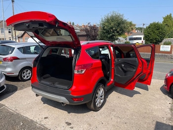 Used Ford Kuga 2015 for sale - 79196845: Photo