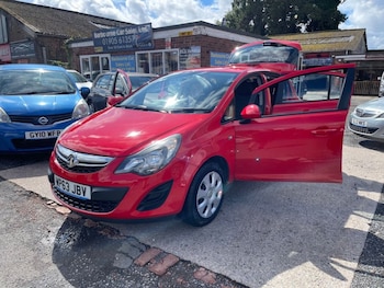 Vauxhall - Corsa