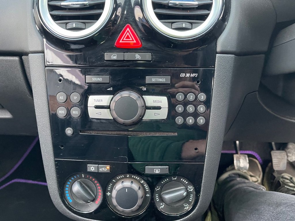 Used Vauxhall Corsa 2013 for sale - 77200125: Photo 12