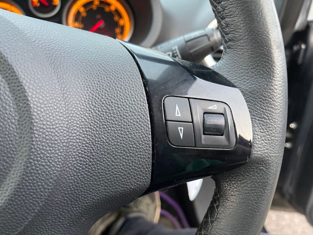 Used Vauxhall Corsa 2013 for sale - 77200125: Photo 16