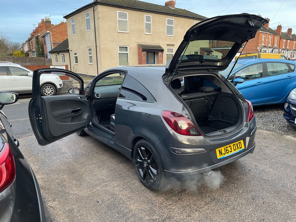 Used Vauxhall Corsa 2013 for sale - 77200125: Photo 2