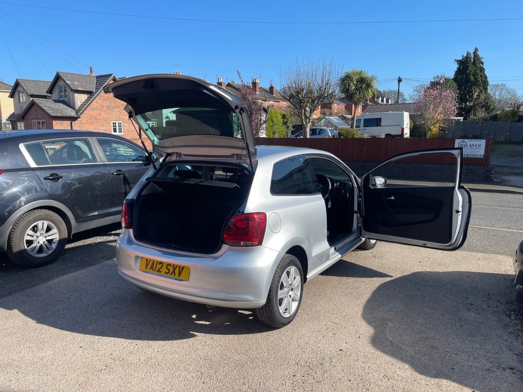 Used Volkswagen Polo 2012 for sale - 77936309: Photo 4