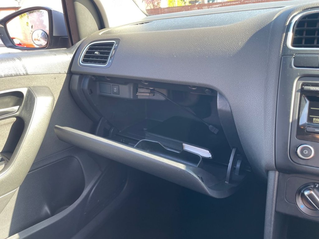 Used Volkswagen Polo 2012 for sale - 77936309: Photo 8