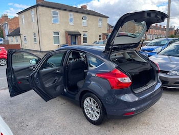 Used Ford Focus 2011 for sale - 75727627: Photo