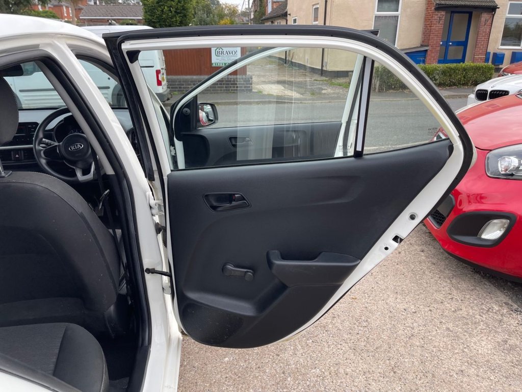 Used Kia Picanto 2018 for sale - 76202682: Photo 24