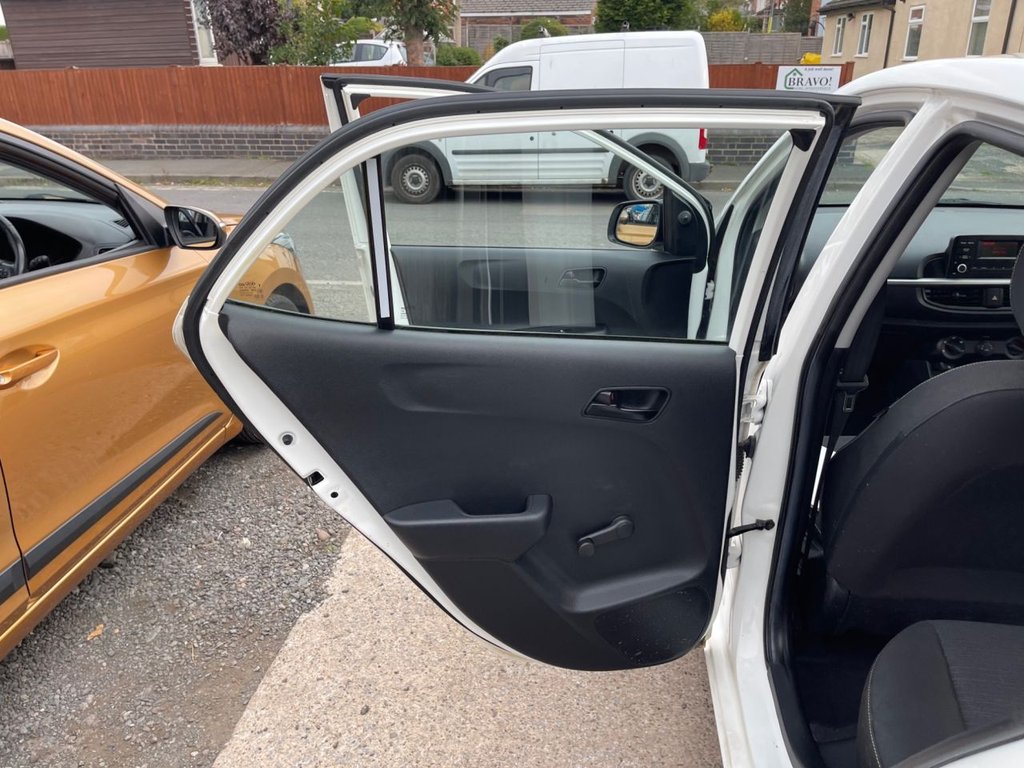 Used Kia Picanto 2018 for sale - 76202682: Photo 31