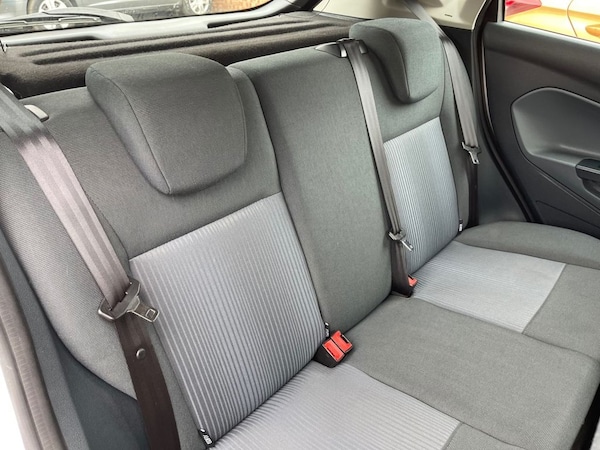 Used Ford Fiesta 2011 for sale - 76086394: Photo 20