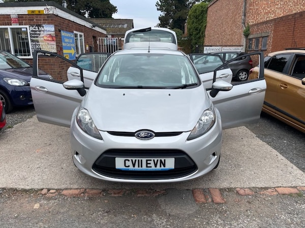 Used Ford Fiesta 2011 for sale - 76086394: Photo 6