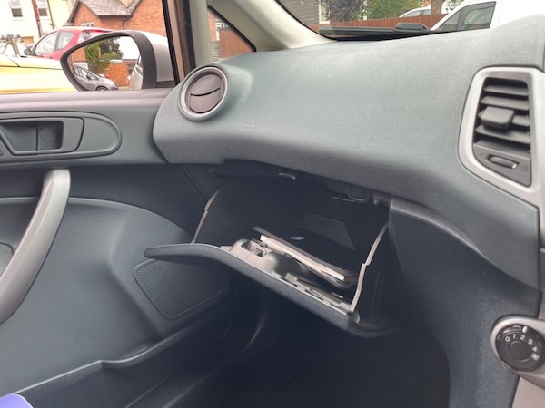 Used Ford Fiesta 2011 for sale - 76086394: Photo 7