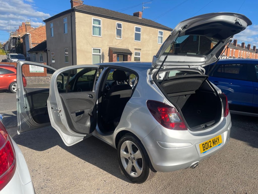 Used Vauxhall Corsa 2012 for sale - 76003397: Photo 2