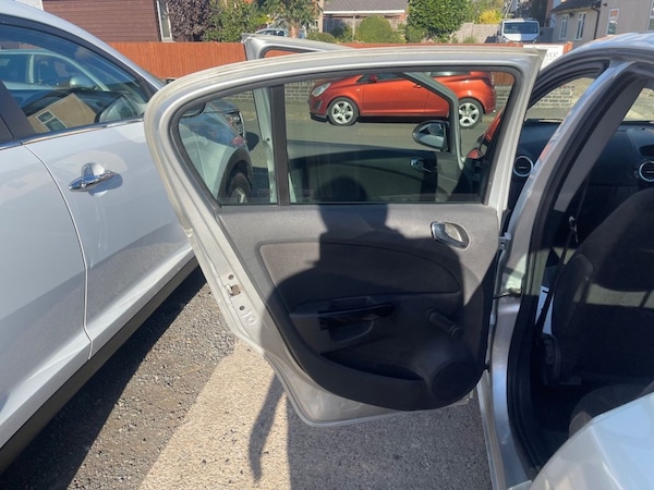 Used Vauxhall Corsa 2012 for sale - 76003397: Photo 31