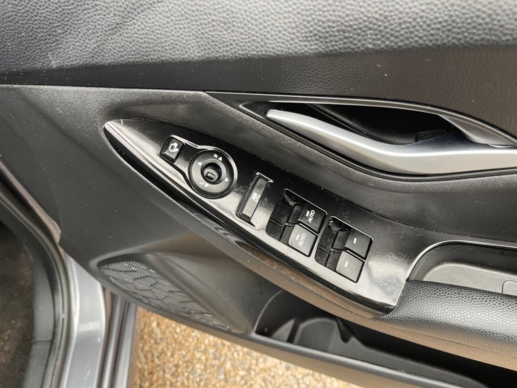 Used Hyundai Ix20 2017 for sale - 77200410: Photo 28