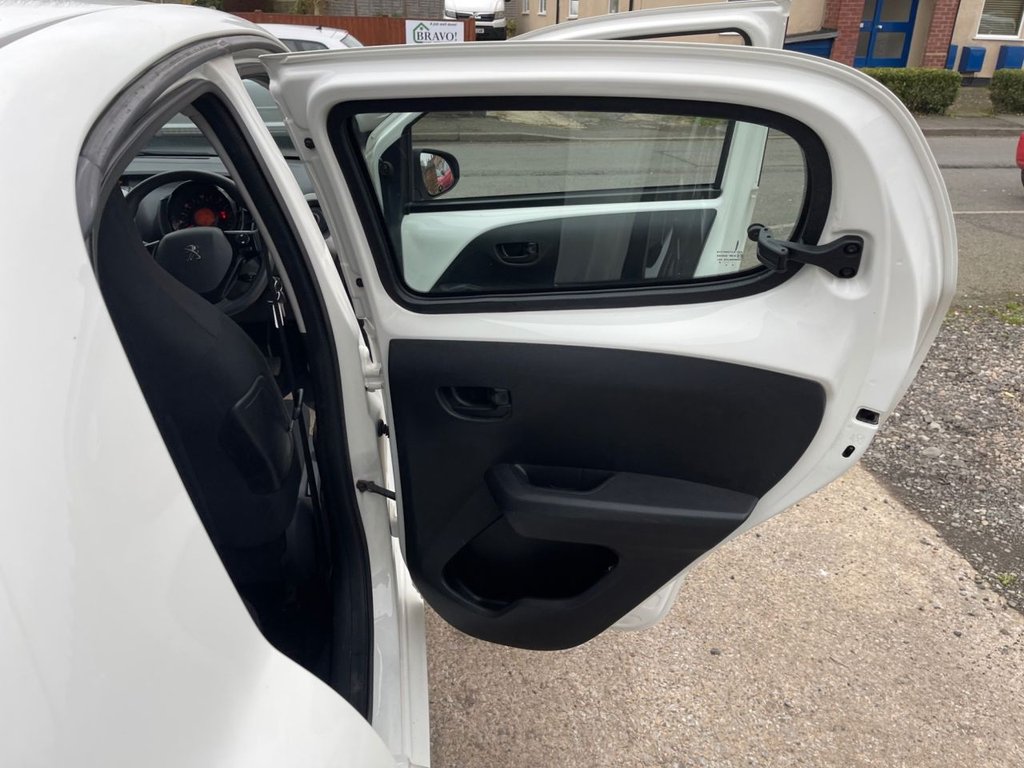 Used Peugeot 108 2016 for sale - 77525897: Photo 22