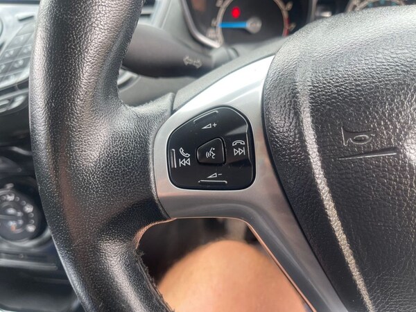 Used Ford Fiesta 2013 for sale - 75253330: Photo 11