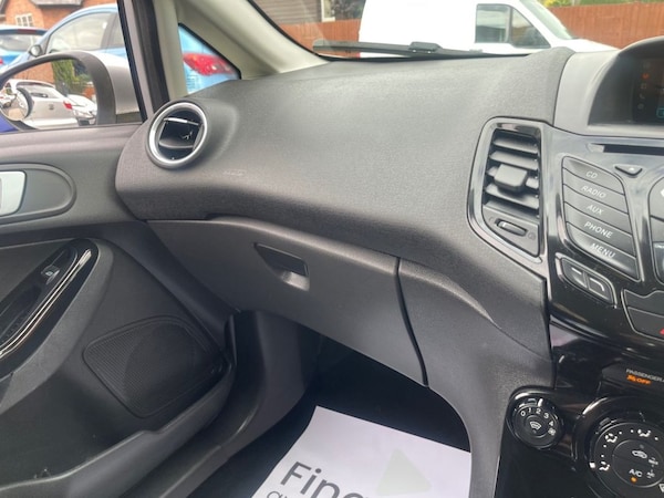 Used Ford Fiesta 2013 for sale - 75253330: Photo 13