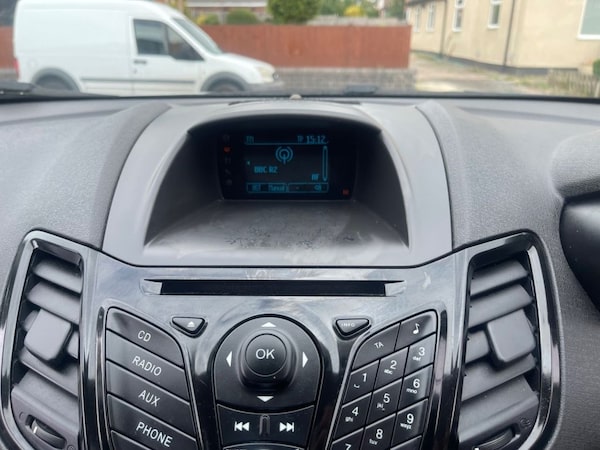 Used Ford Fiesta 2013 for sale - 75253330: Photo 18