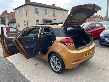 Used Hyundai i20 2016 for sale - 76132149: Photo 2