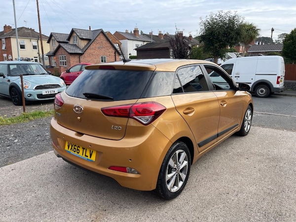 Used Hyundai i20 2016 for sale - 76132149: Photo 47