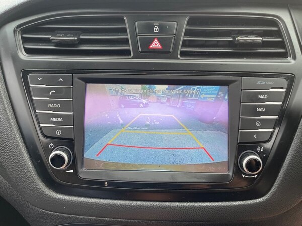 Used Hyundai i20 2016 for sale - 76132149: Photo 9