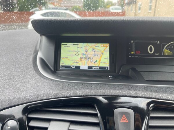 Used Renault Scenic 2013 for sale - 75665909: Photo 18