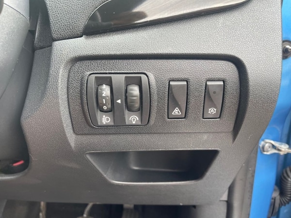 Used Renault Scenic 2013 for sale - 75665909: Photo 24
