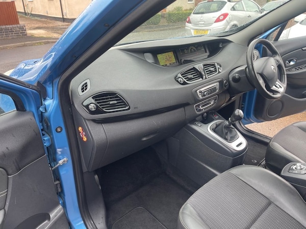 Used Renault Scenic 2013 for sale - 75665909: Photo 34