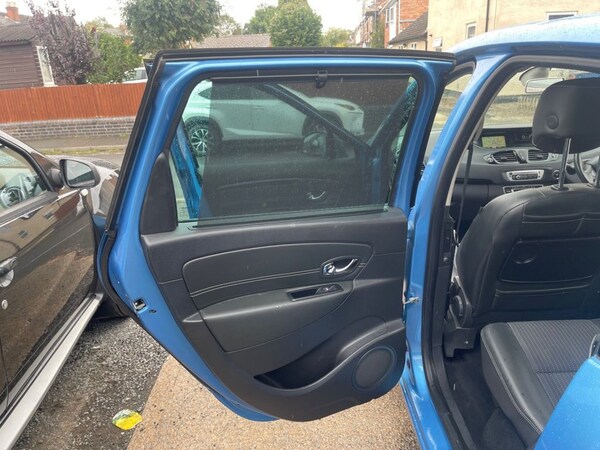 Used Renault Scenic 2013 for sale - 75665909: Photo 41