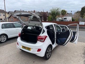 Used Hyundai i10 2015 for sale - 77936023: Photo