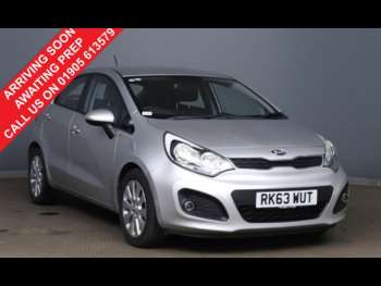 2013 (63) - 1.4 2 Hatchback 5dr Petrol Manual Euro 5 (107 bhp)