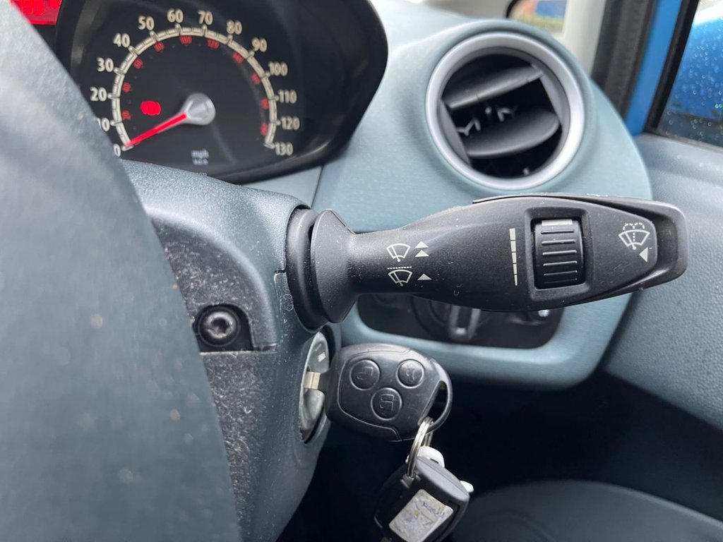 Used Ford Fiesta 2010 for sale - 77139470: Photo 16