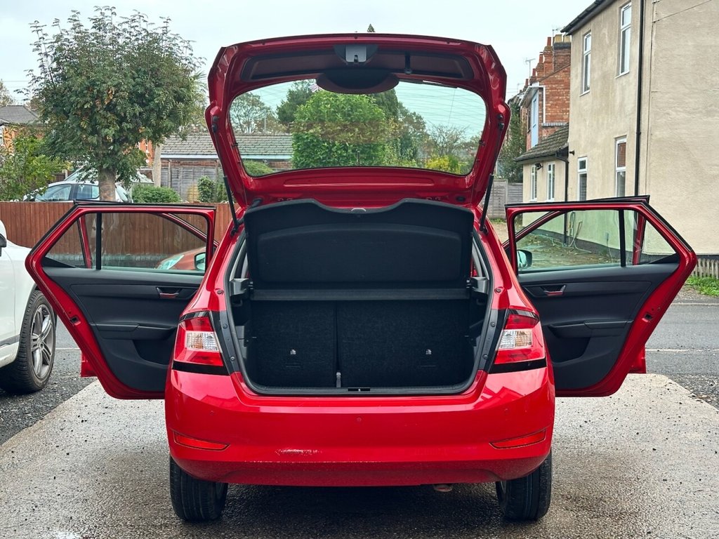 Used Skoda Fabia 2019 for sale - 76297143: Photo 3