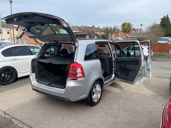 Used Vauxhall Zafira 2011 for sale - 79822549: Photo