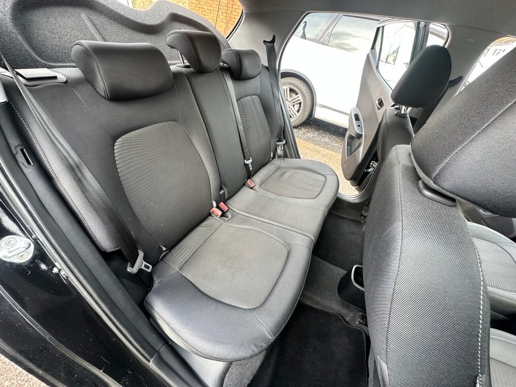 Used Hyundai i10 2017 for sale - 76297137: Photo 10