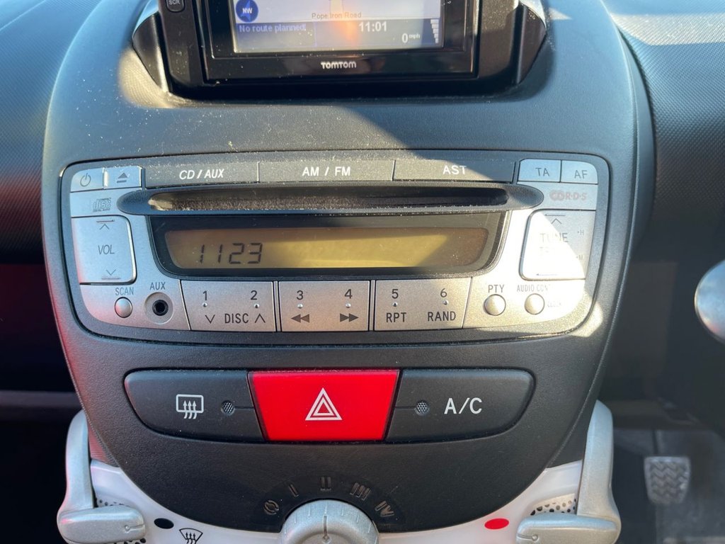 Used Toyota AYGO 2014 for sale - 76792165: Photo 12