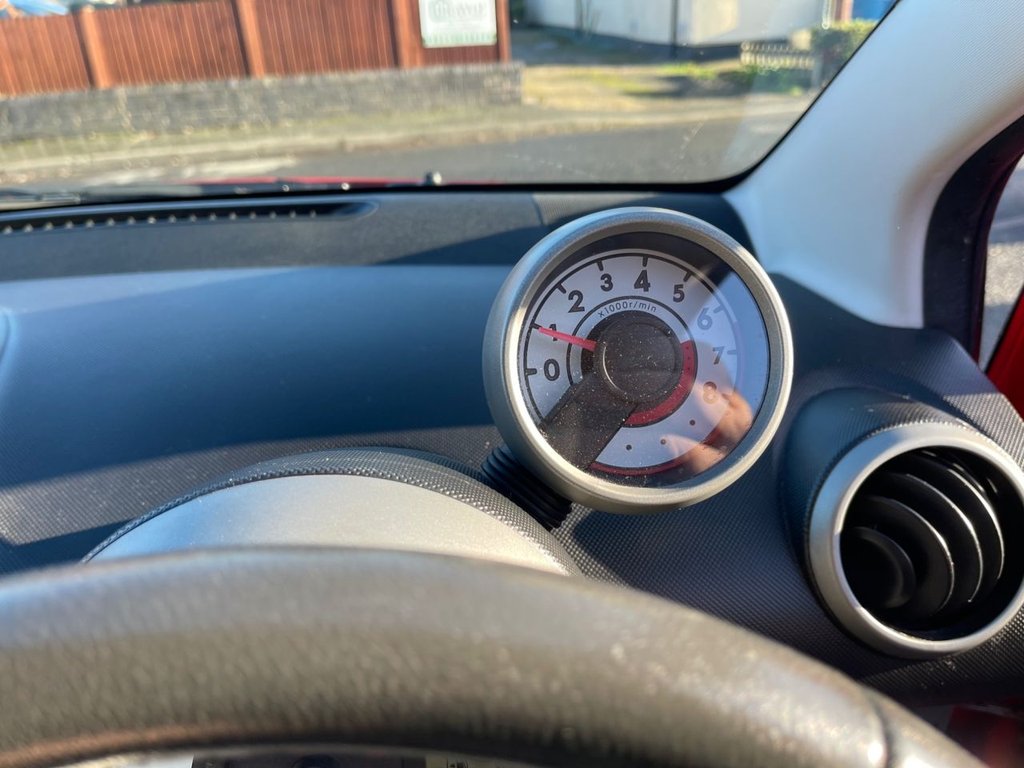 Used Toyota AYGO 2014 for sale - 76792165: Photo 14