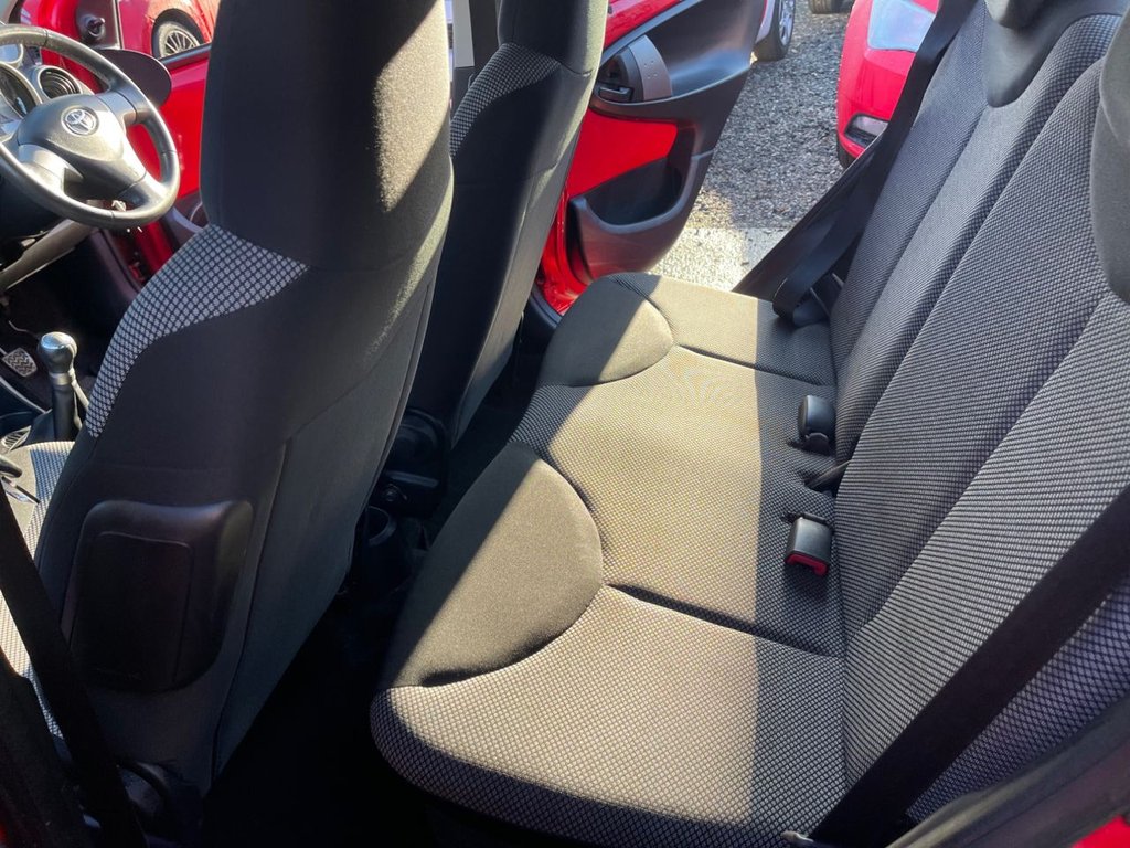 Used Toyota AYGO 2014 for sale - 76792165: Photo 27