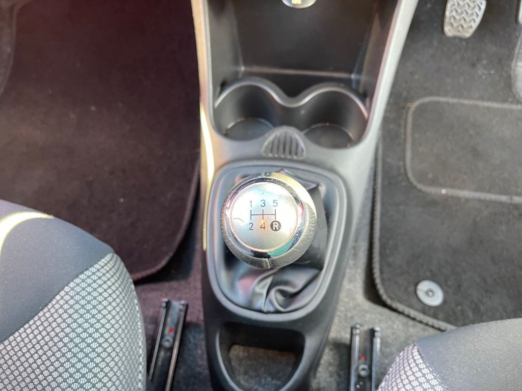 Used Toyota AYGO 2014 for sale - 76792165: Photo 9