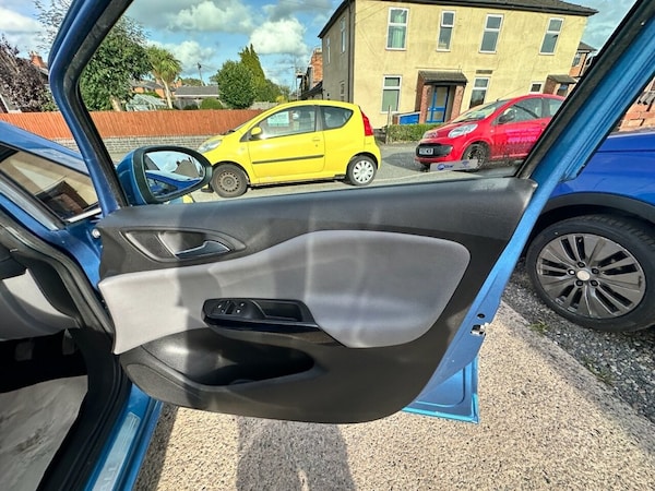Used Vauxhall Corsa 2017 for sale - 75986083: Photo 18