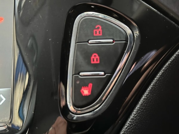 Used Vauxhall Corsa 2017 for sale - 75986083: Photo 22