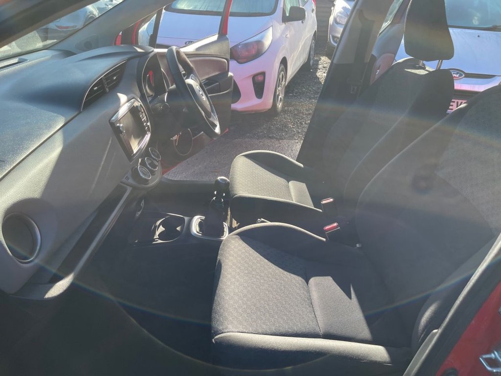 Used Toyota Yaris 2015 for sale - 76496569: Photo 31