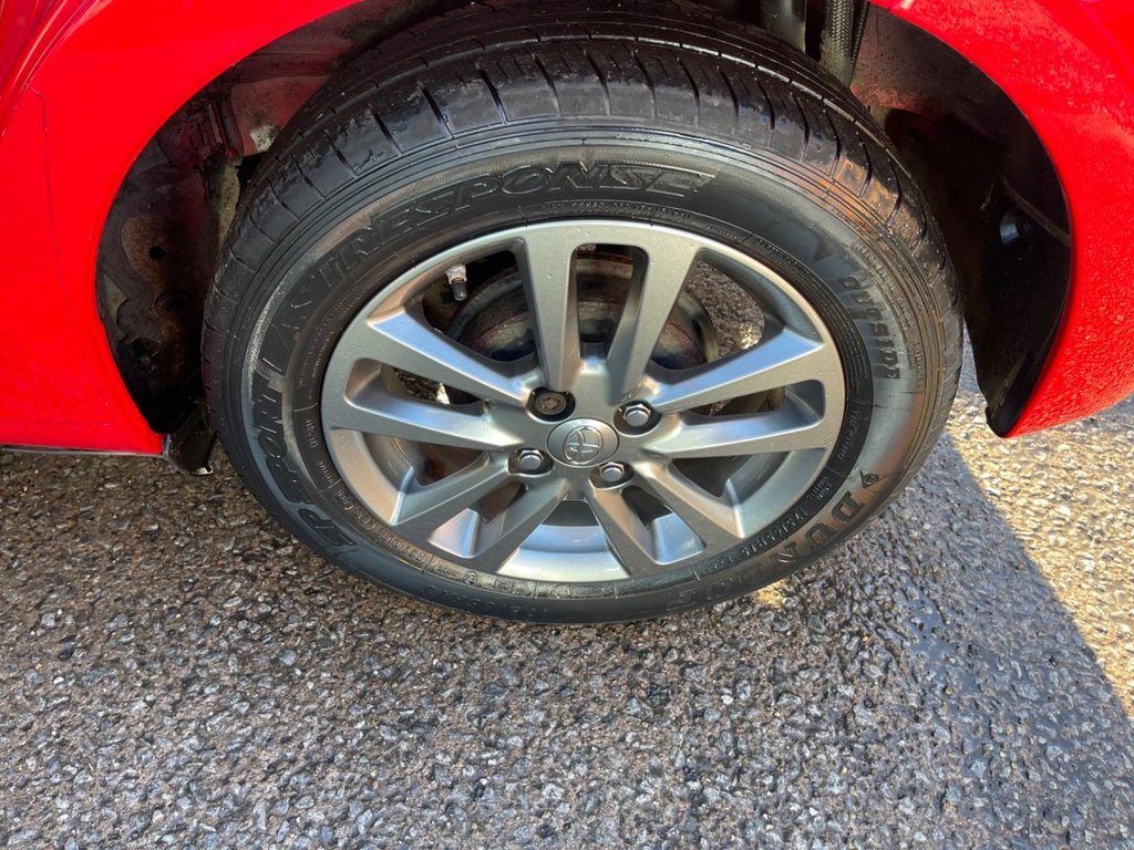 Used Toyota Yaris 2015 for sale - 76496569: Photo 39