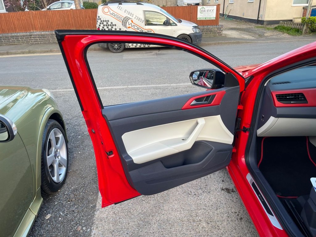 Used Volkswagen Polo 2018 for sale - 77725907: Photo 29