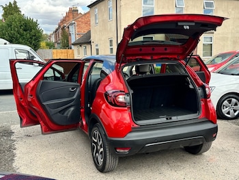Used Renault Captur 2019 for sale - 79506625: Photo