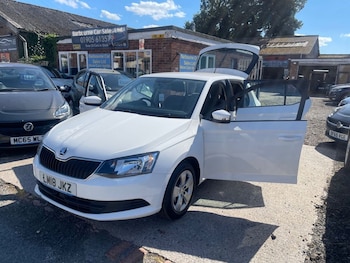 Used Skoda Fabia 2018 for sale - 79013973: Photo